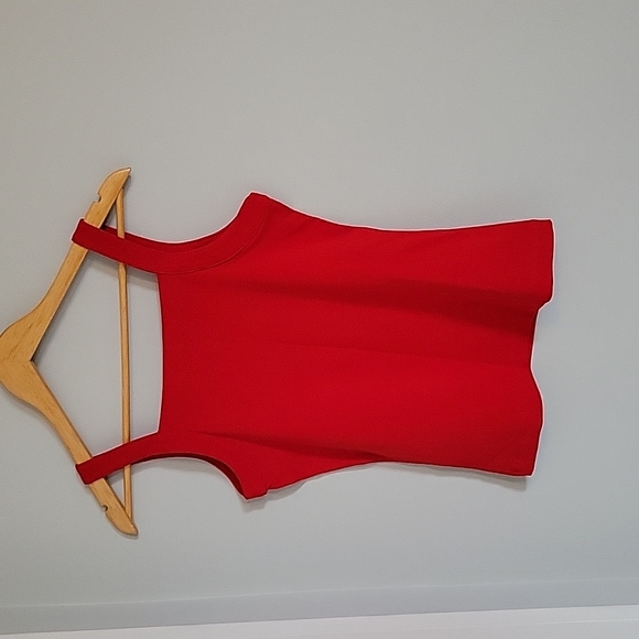 💥NWT💥RICKI'S~ Sleeveless Top, Red, S - Picture 2 of 5
